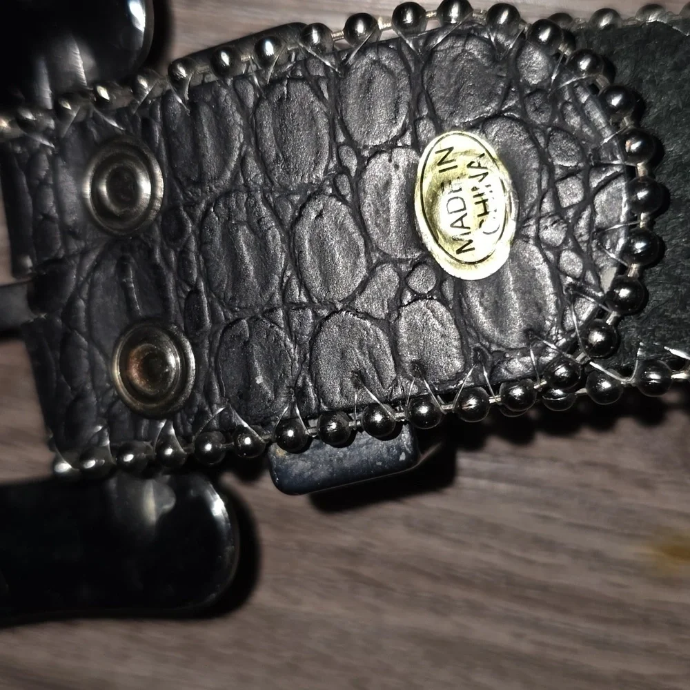 Western Vintage  Cow Girl Buckle Belt - Studded - Picture 6 of 7